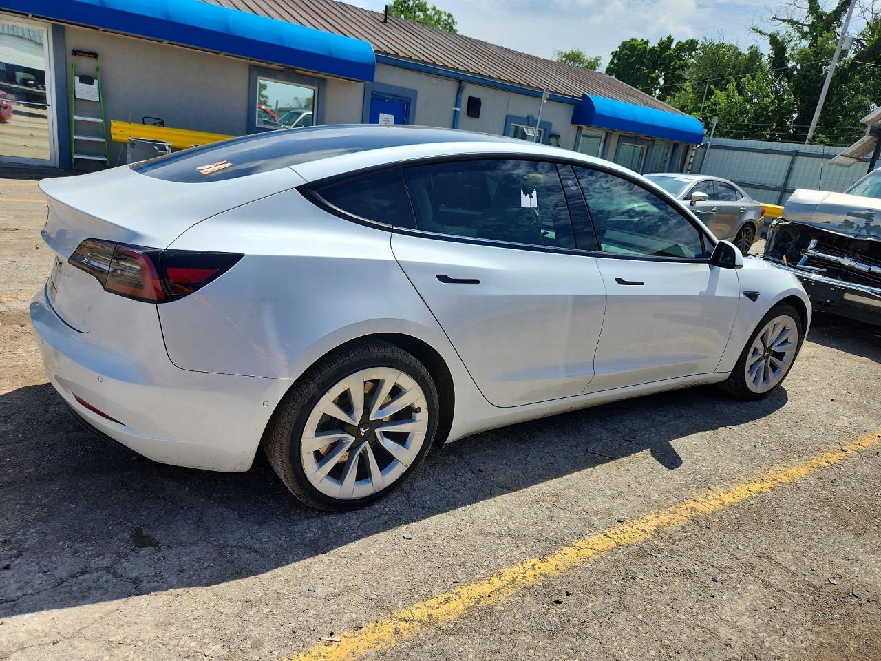 2021 Tesla Model 3 - Image 3