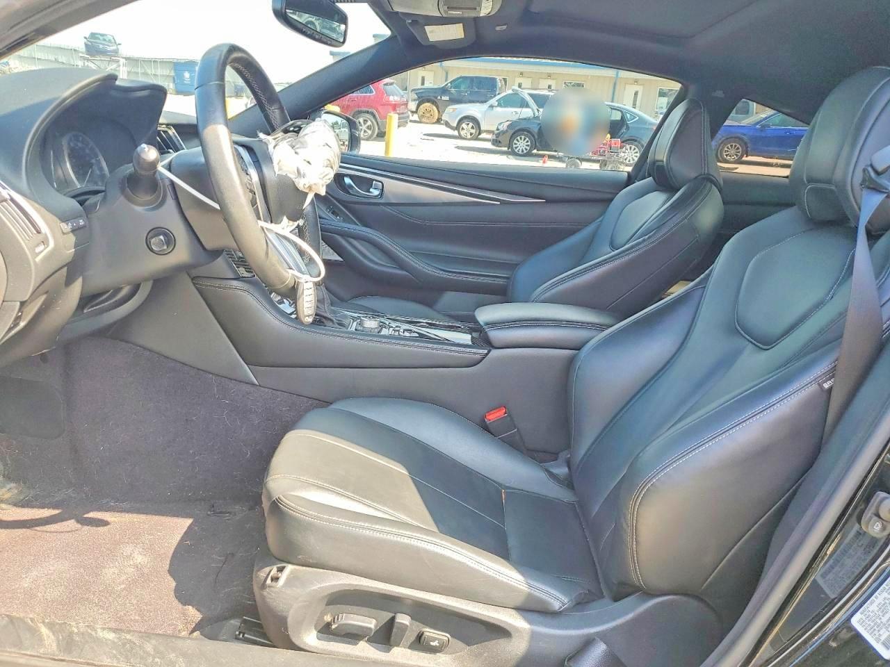 2019 Infiniti Q60 3.0T Luxe - Image 7