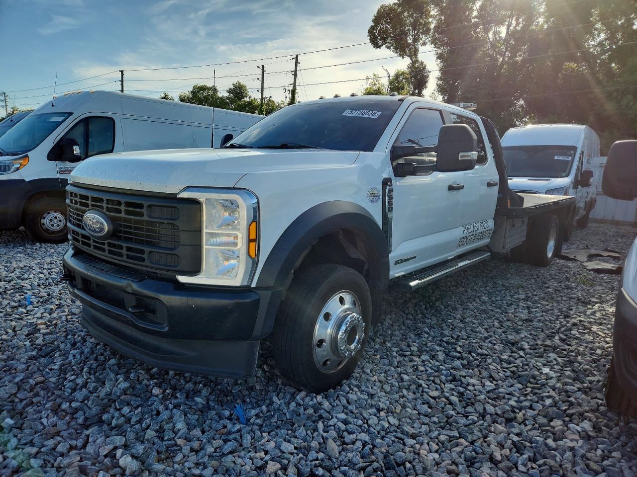 2024 Ford F550 Super Duty - Фото 2