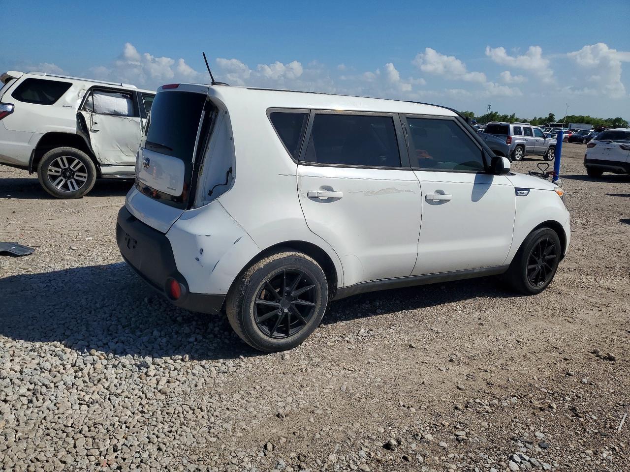 2016 Kia Soul Base - Фото 3