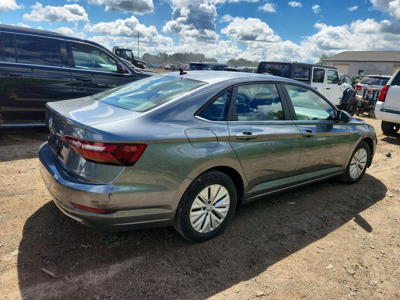 2019 Volkswagen Jetta S - Фото 3