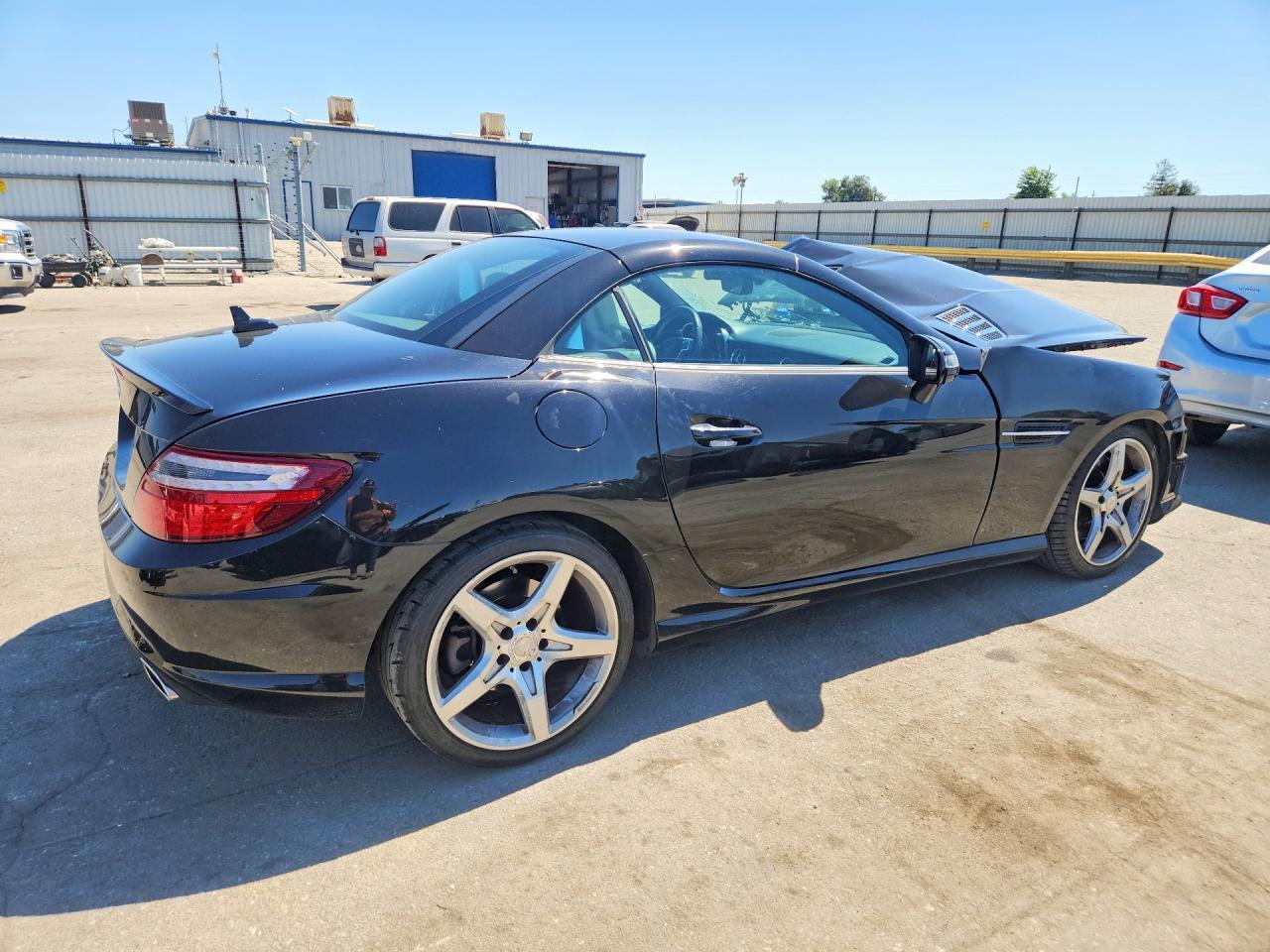 2015 Mercedes-Benz Slk 350 - Image 3