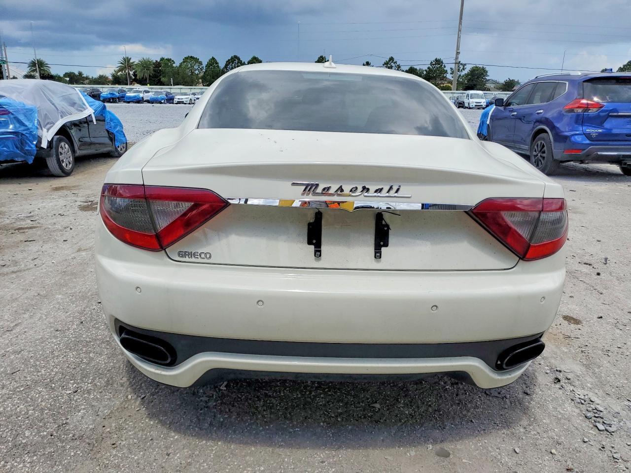 2015 Maserati Granturismo S - Image 6