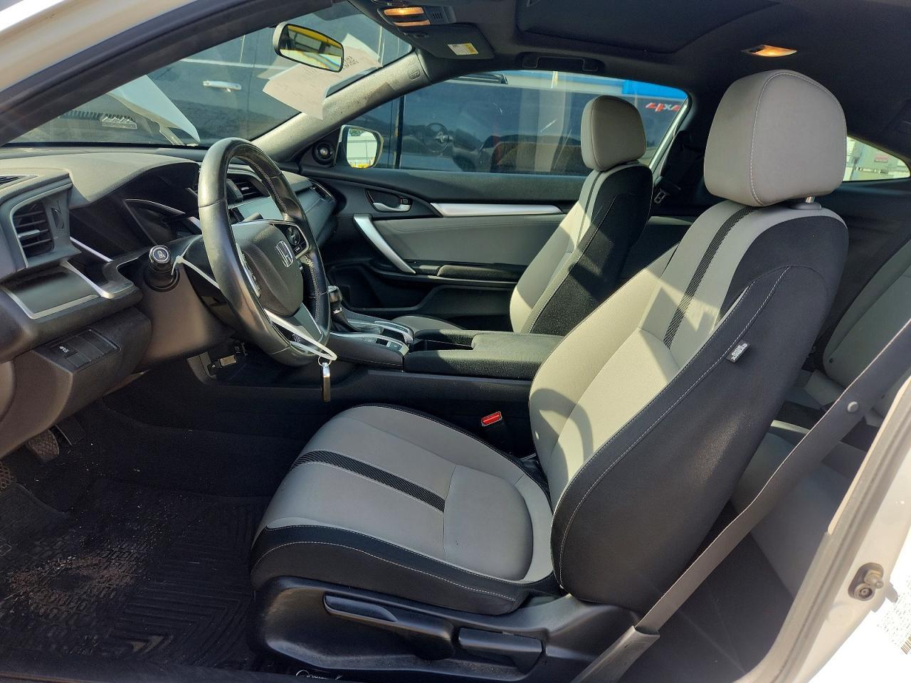 2018 Honda Civic Ex - Image 7