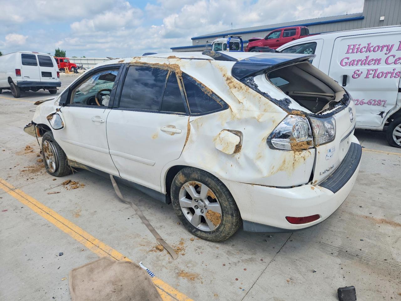 2005 Lexus Rx 330 - Image 2