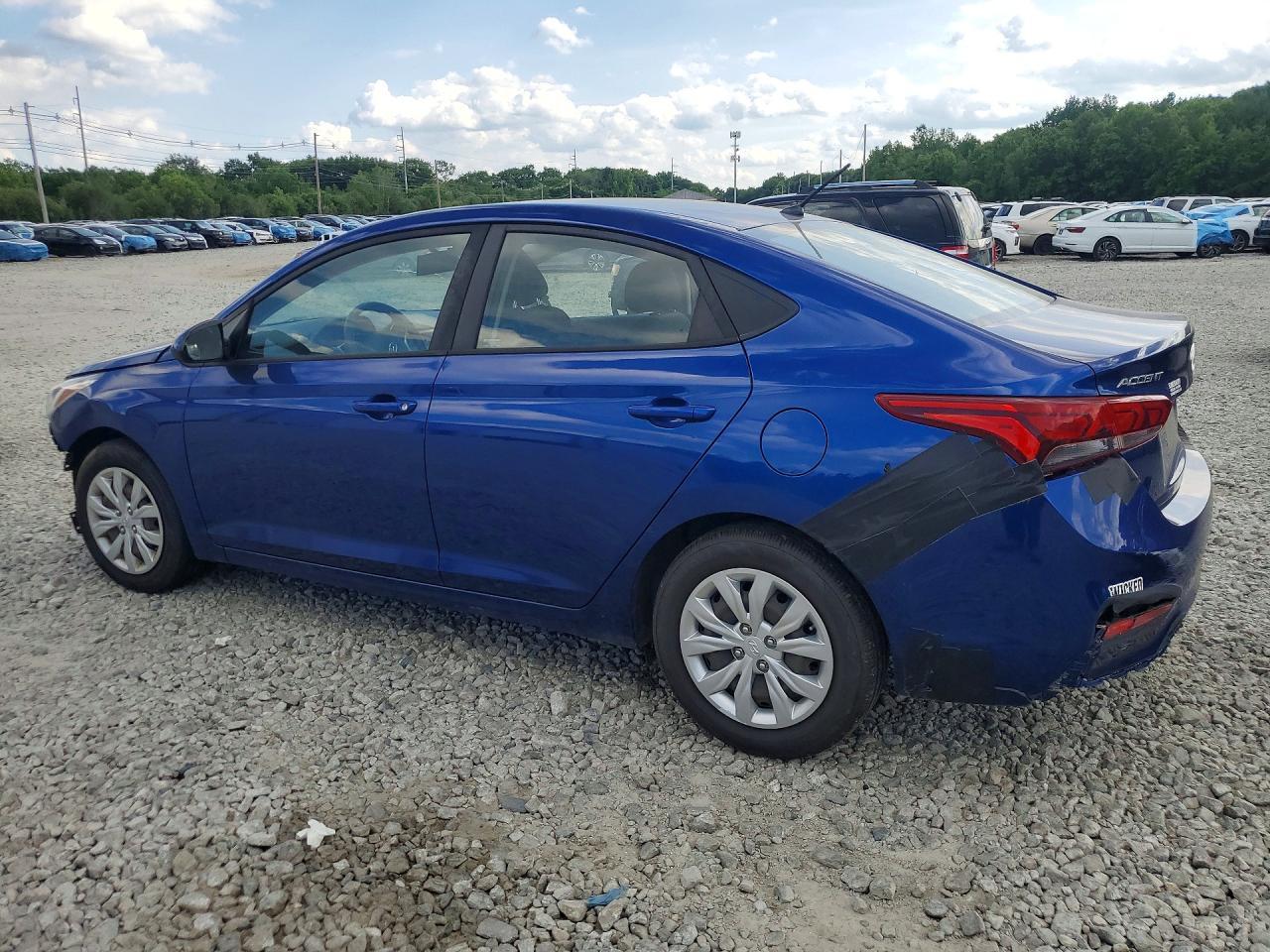 2019 Hyundai Accent Se - Фото 2