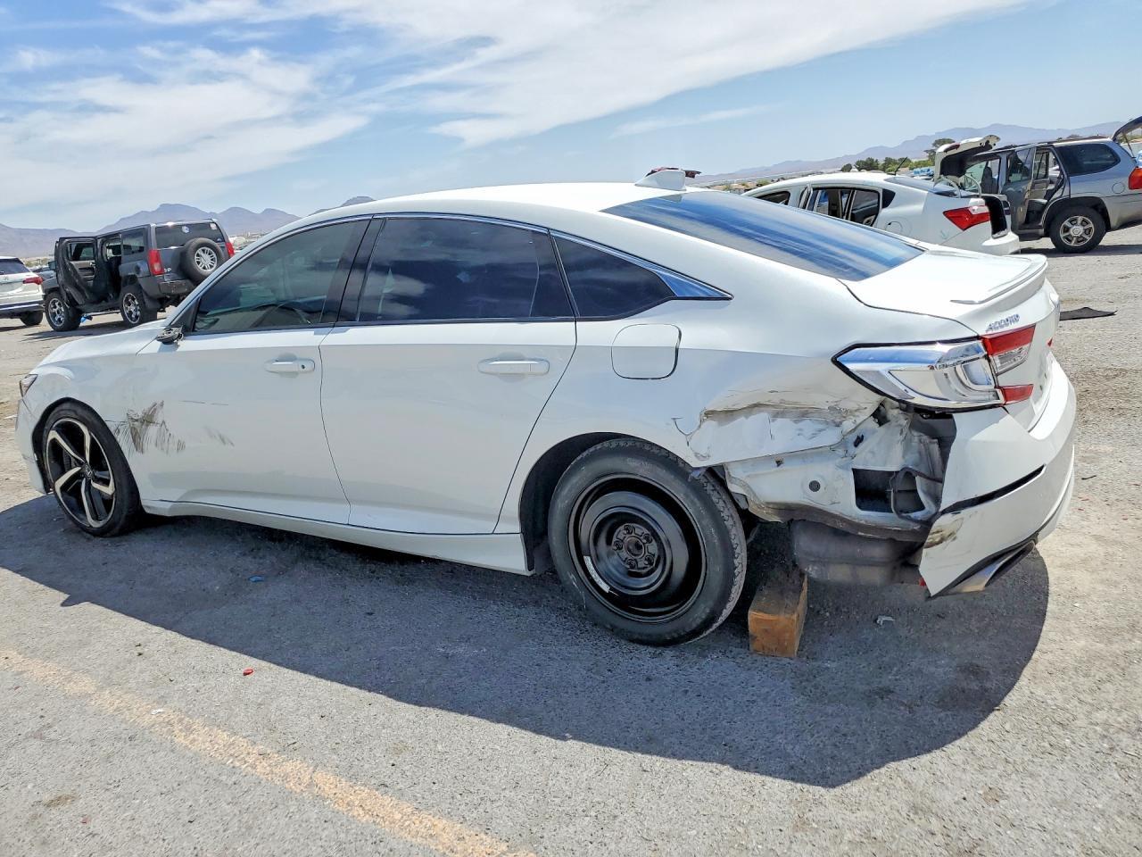 2020 Honda Accord Sport - Фото 2