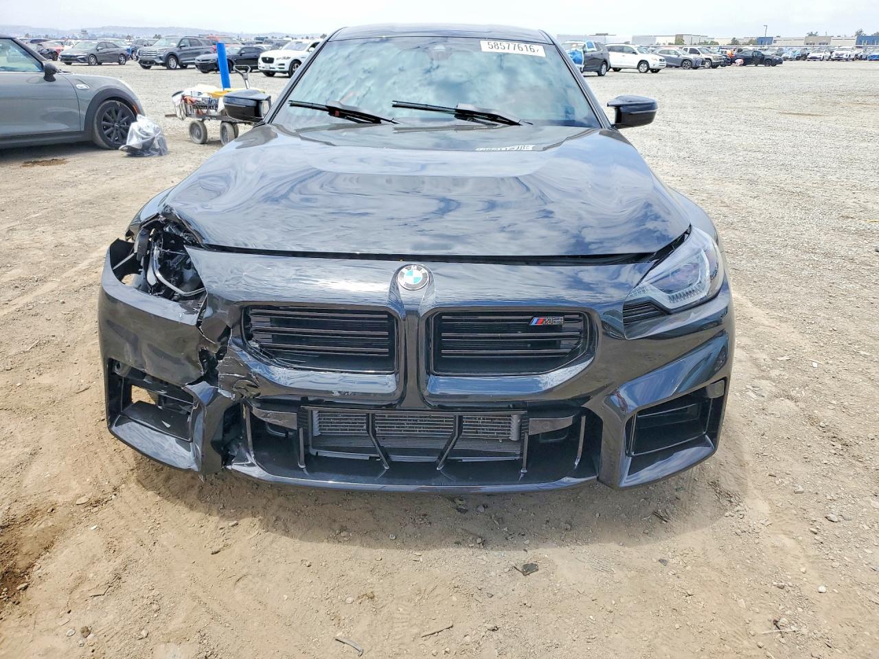 2025 BMW M2 - Фото 5
