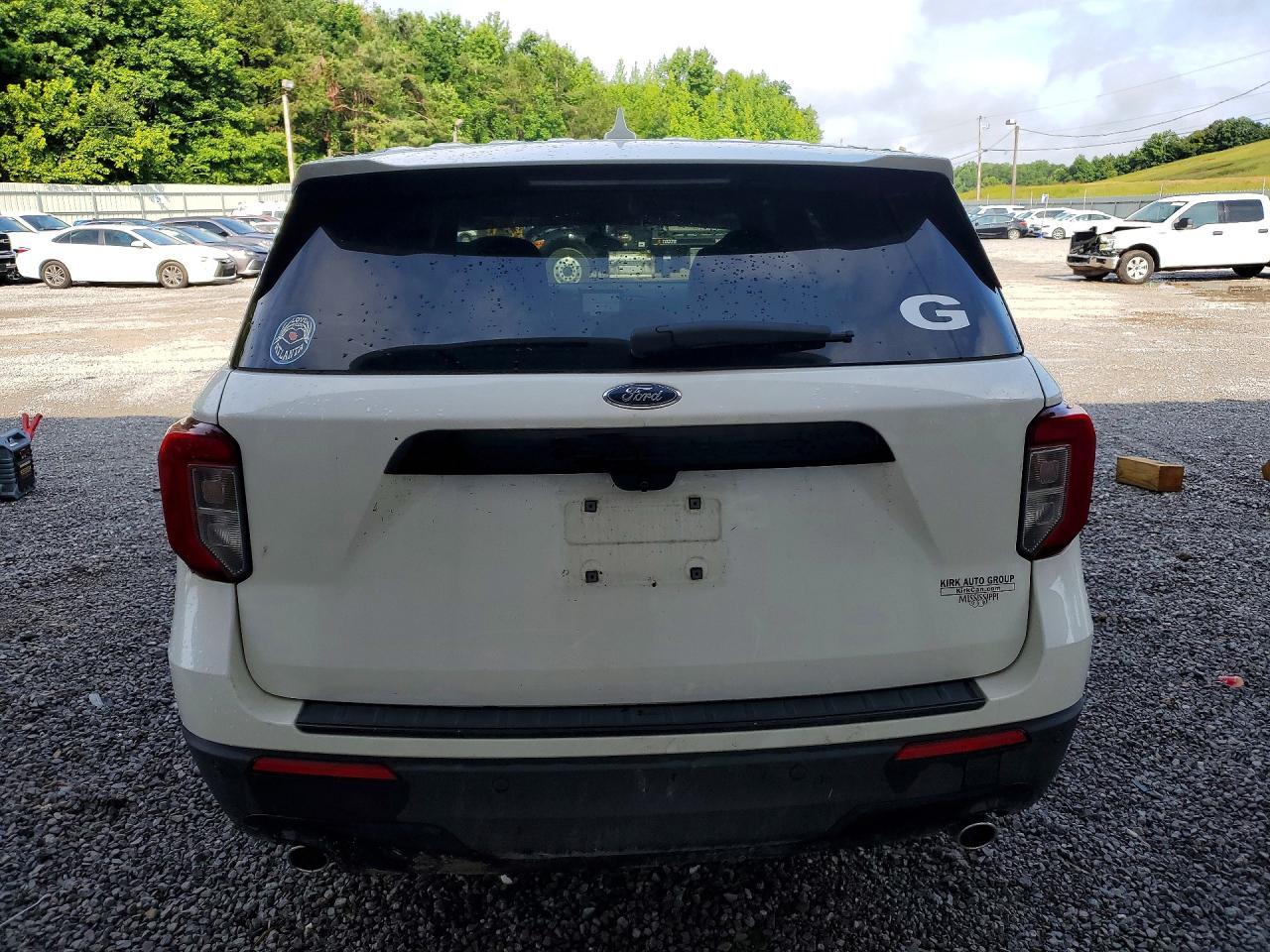2022 Ford Explorer St-Line - Фото 6