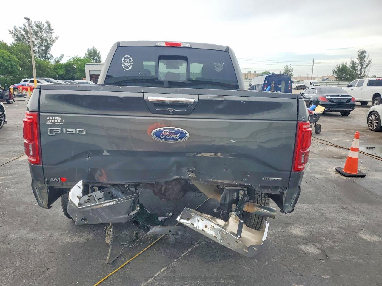 2015 Ford F150 Supercrew - Фото 6