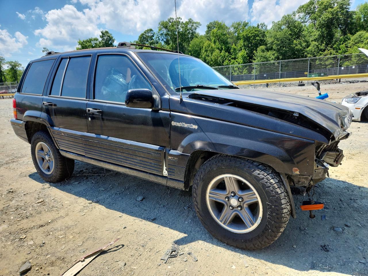 1993 Jeep Grand Cherokee Limited - Image 4