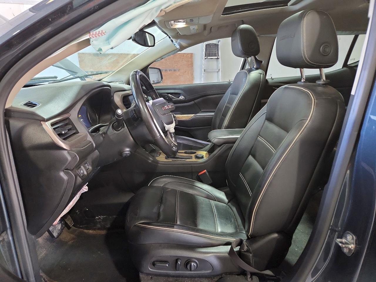 2019 GMC Acadia Denali - Фото 7