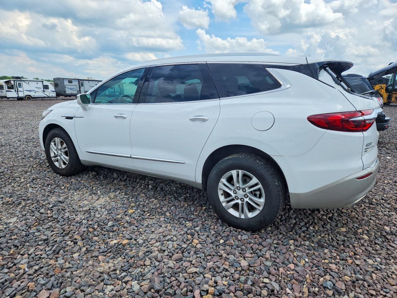 2020 Buick Enclave Premium - Фото 2