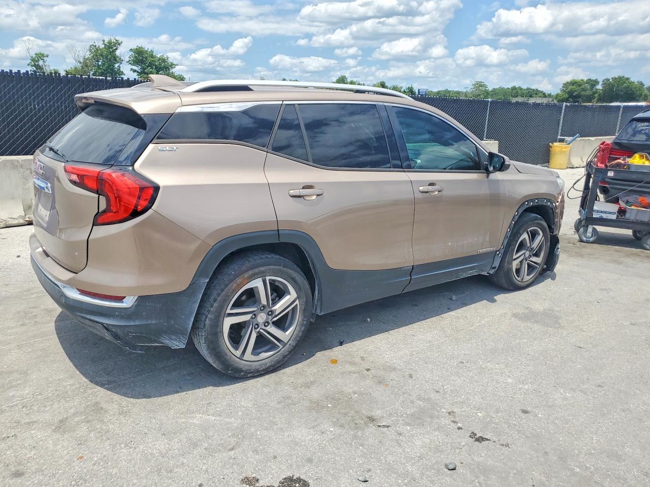 2018 GMC Terrain Slt - Image 3