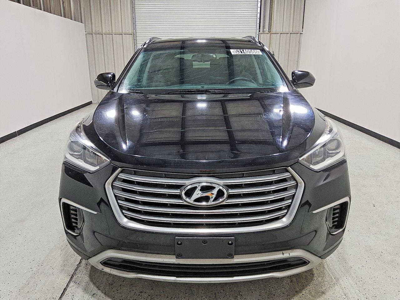 2017 Hyundai Santa Fe Se - Фото 5