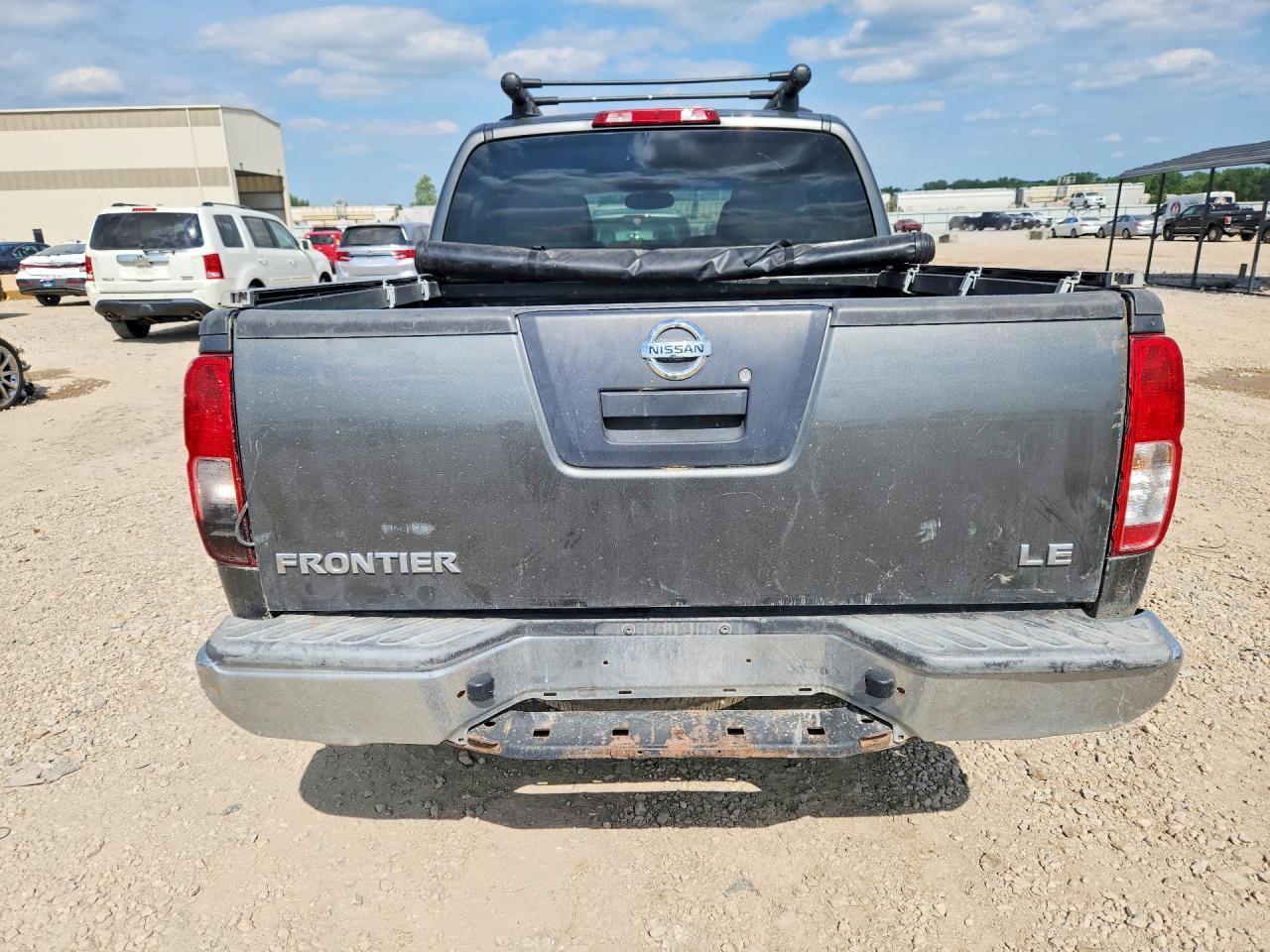 2005 Nissan Frontier Se - Фото 6
