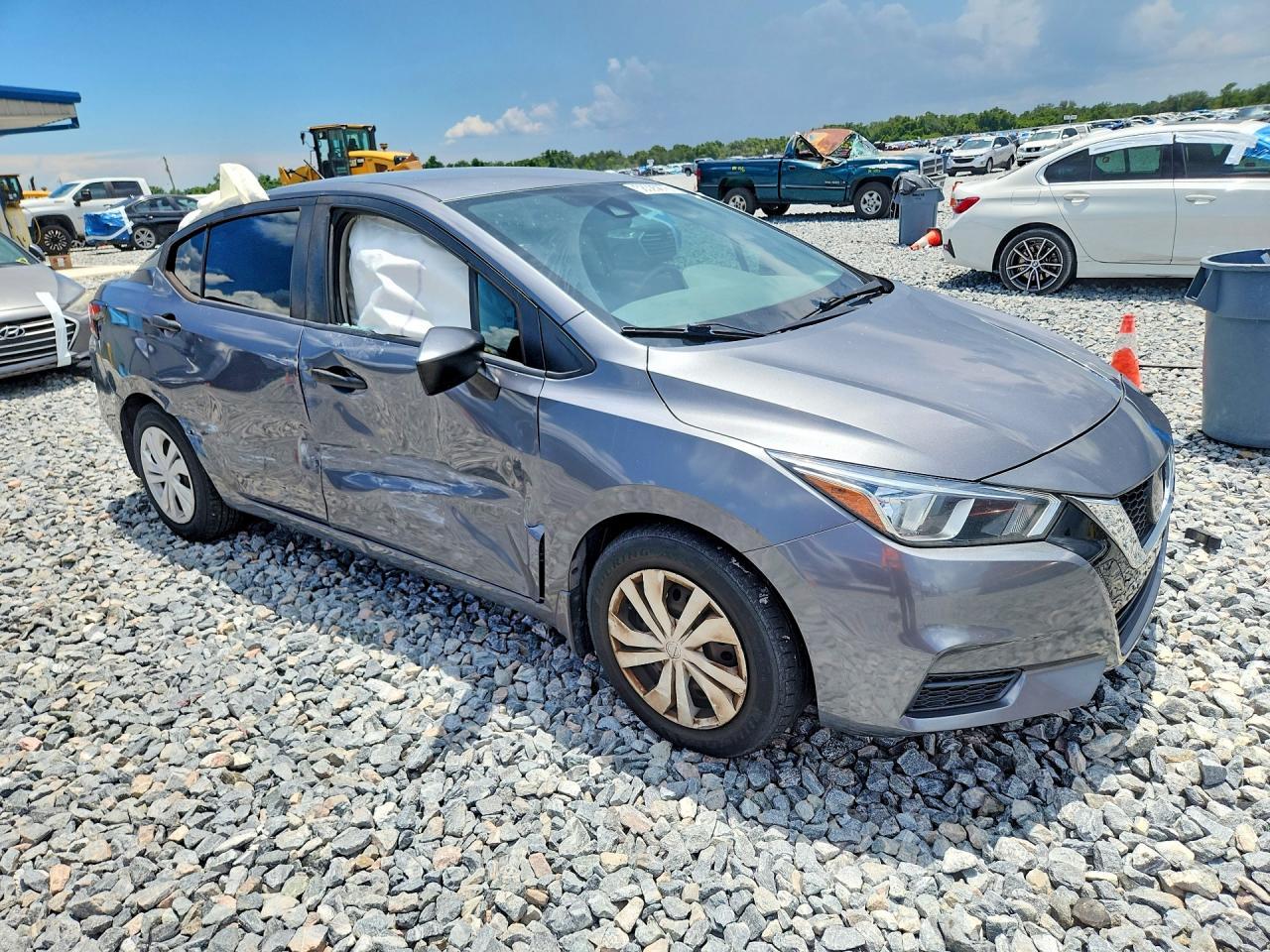 2020 Nissan Versa S - Фото 4