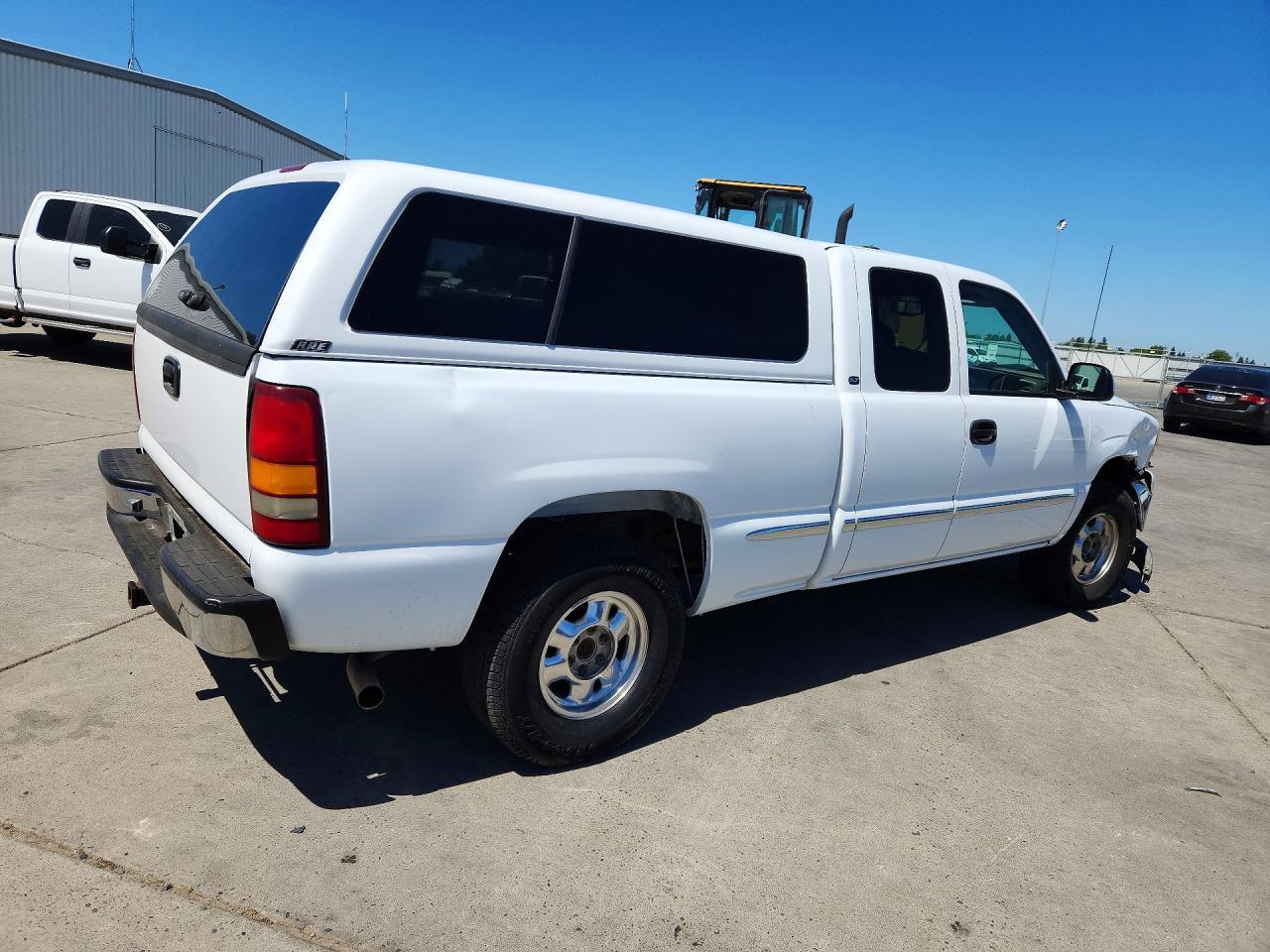 2001 GMC New Sierra - Фото 3