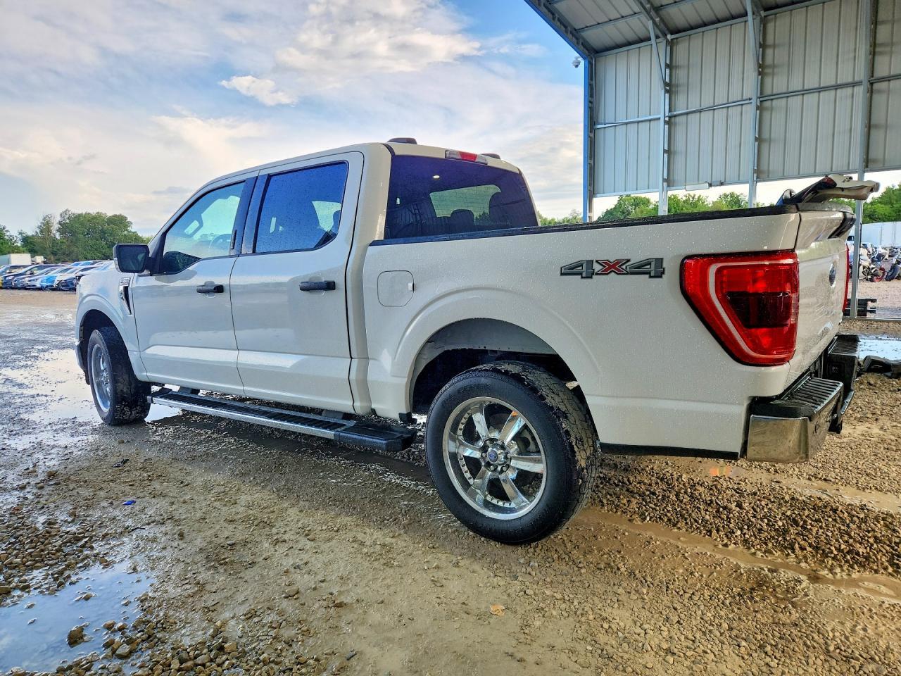 2021 Ford F150 Supercrew - Фото 2