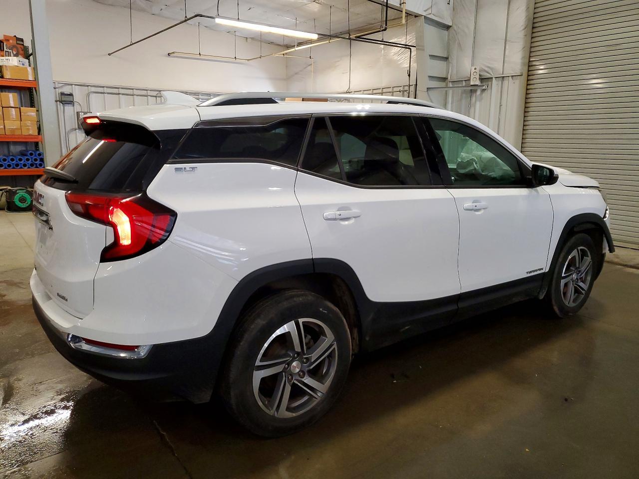 2020 GMC Terrain Slt - Фото 3