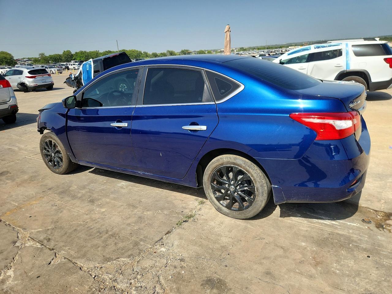 2019 Nissan Sentra S - Фото 2