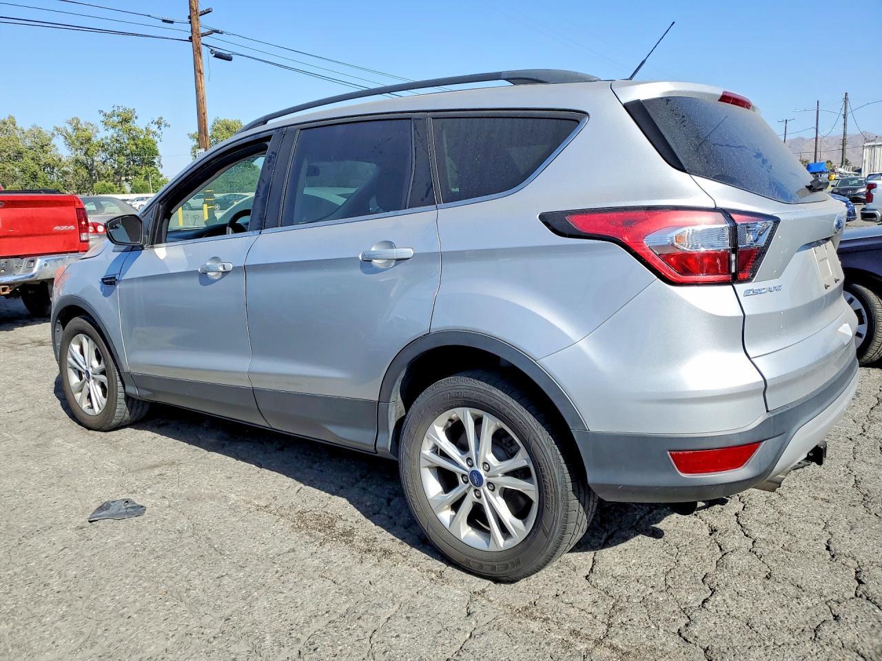 2018 Ford Escape Se - Image 2