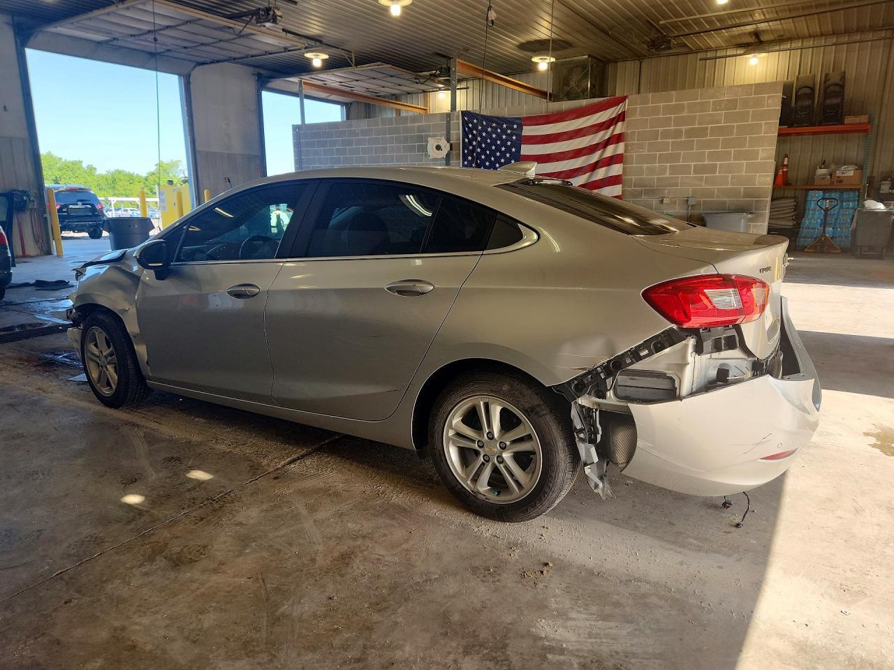 2018 Chevrolet Cruze Lt - Фото 2