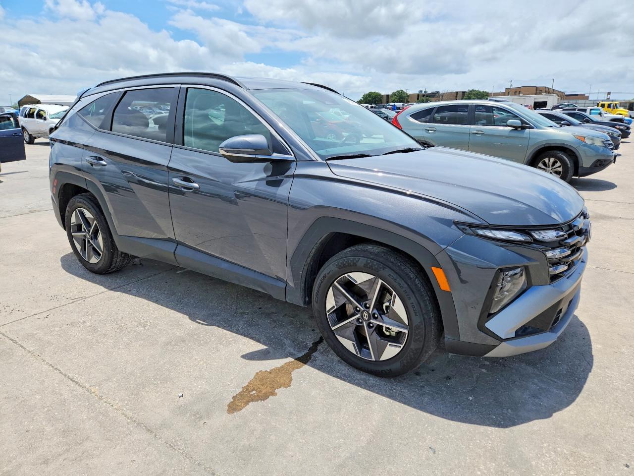 2025 Hyundai Tucson Sel - Image 4