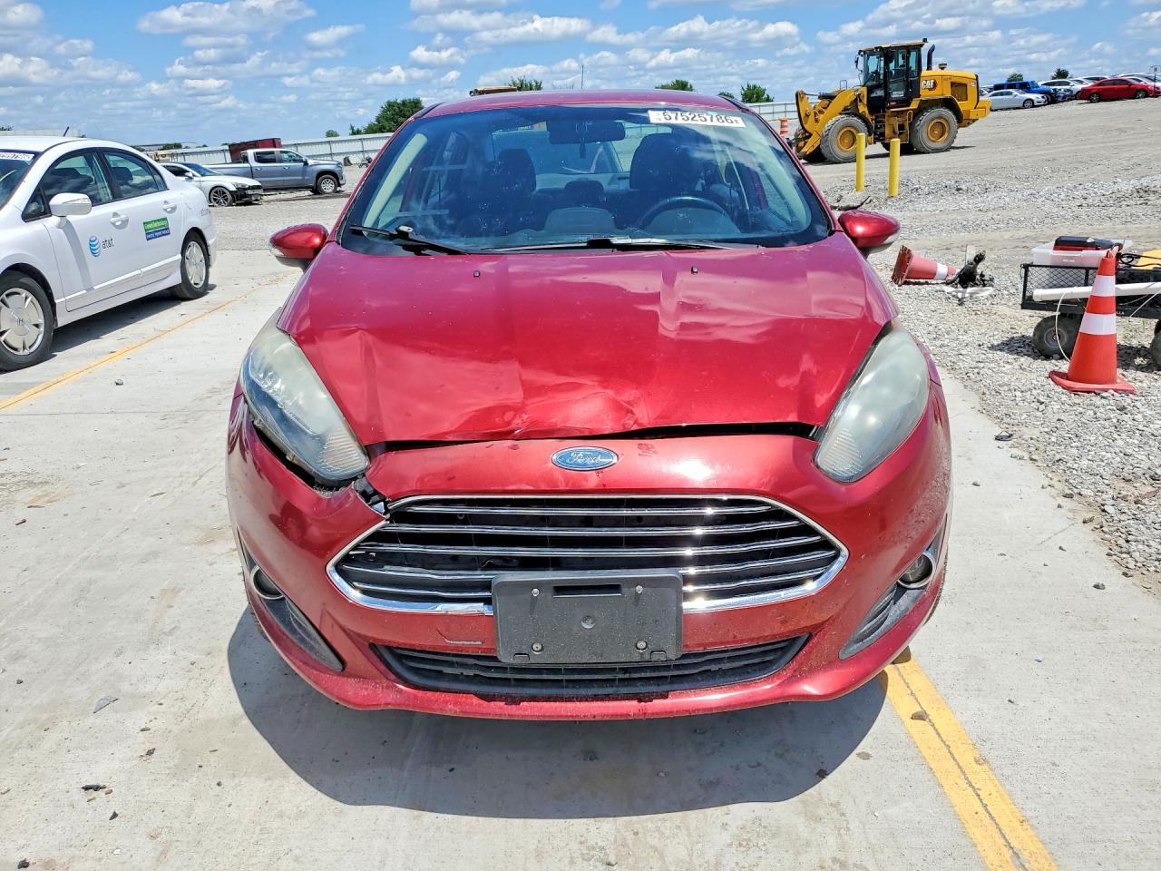 2015 Ford Fiesta Se - Фото 5