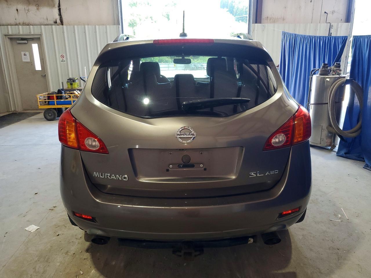 2010 Nissan Murano S - Фото 6