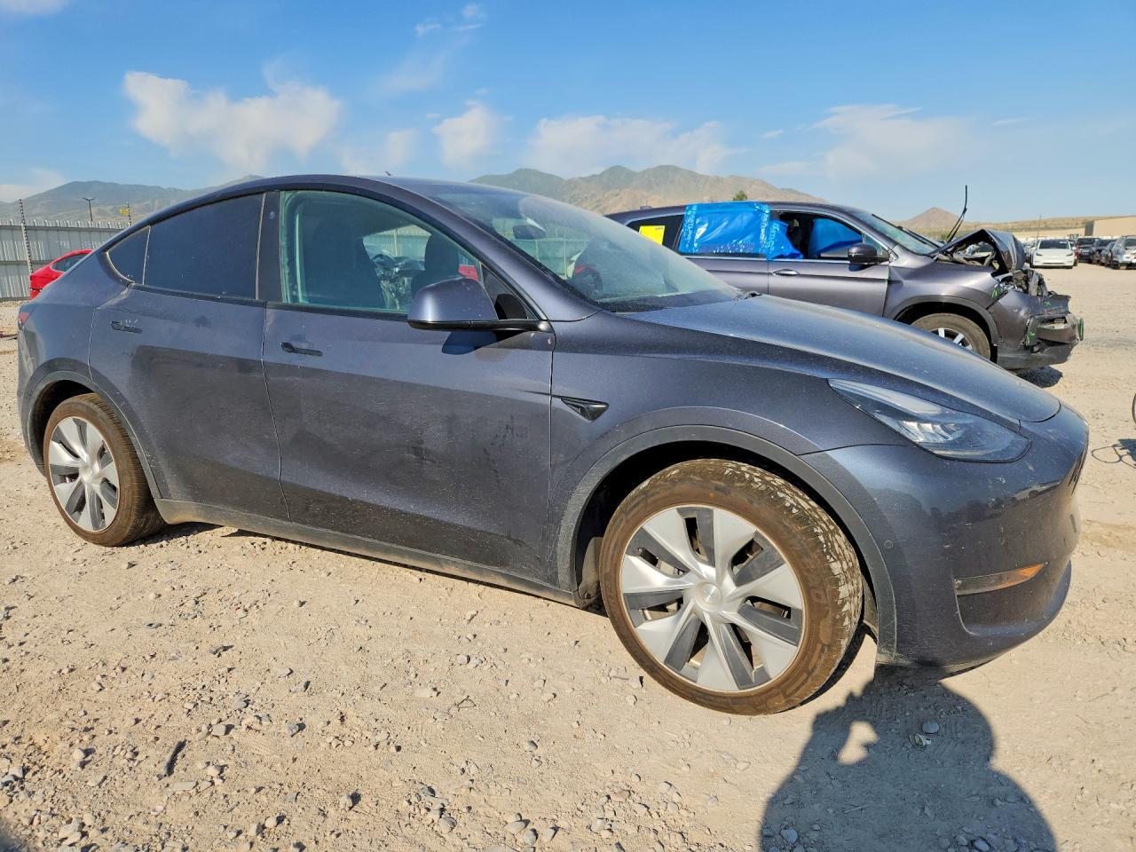 2021 Tesla Model Y - Image 4