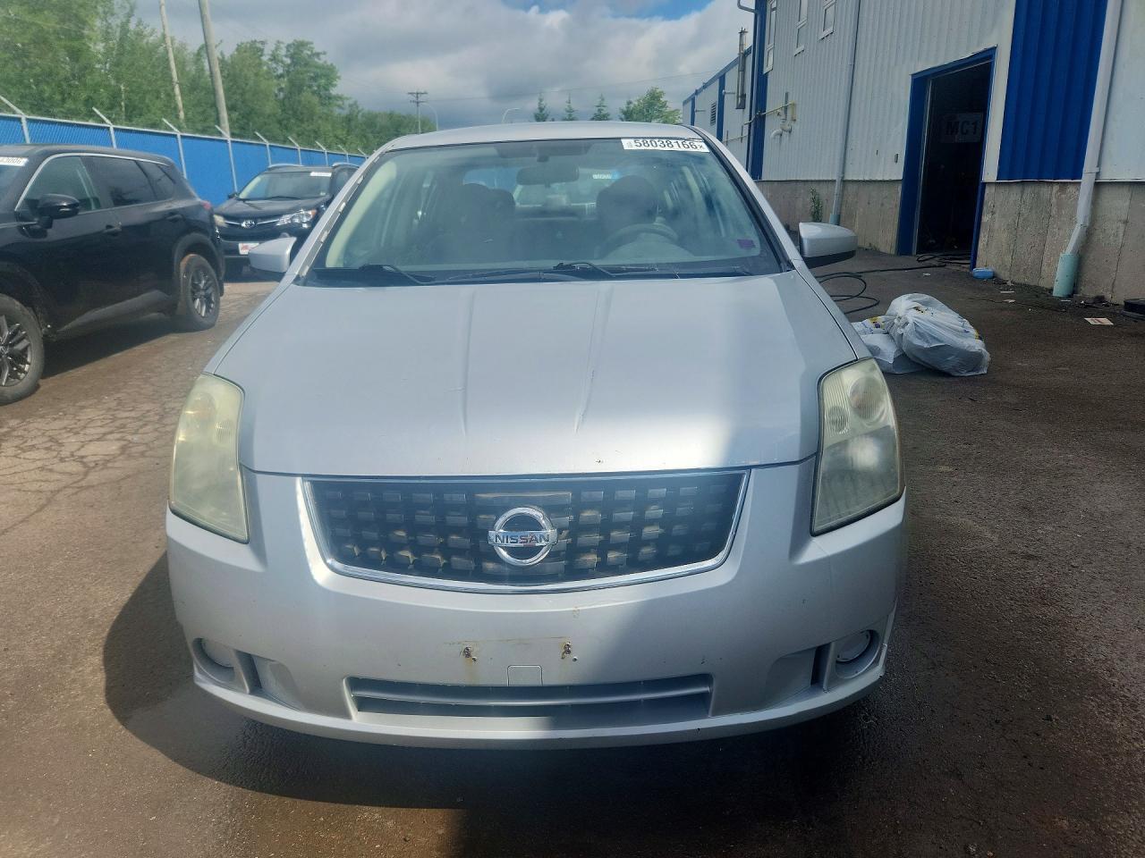 2009 Nissan Sentra 2.0 4Dr - Фото 5