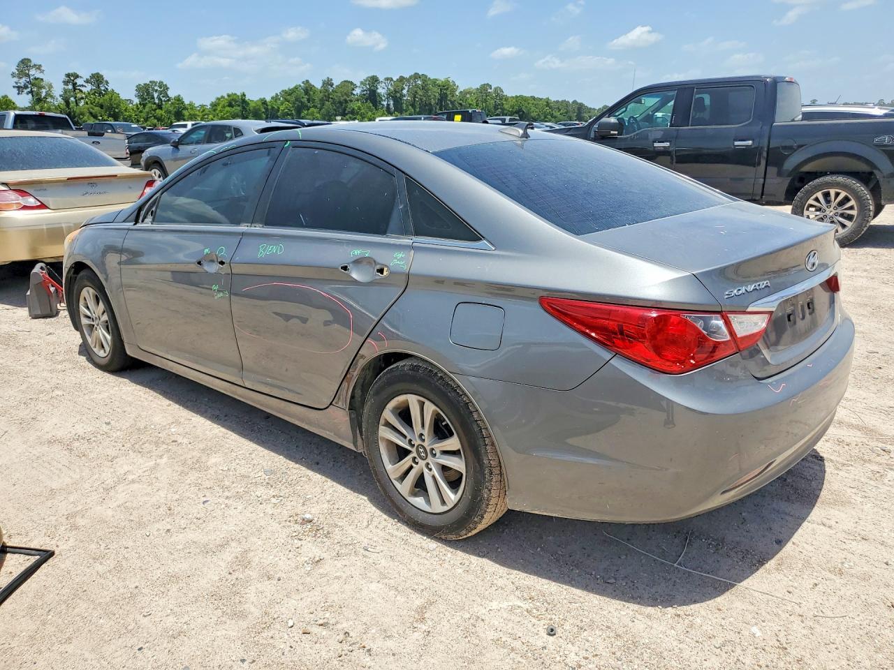 2013 Hyundai Sonata Gls - Image 2