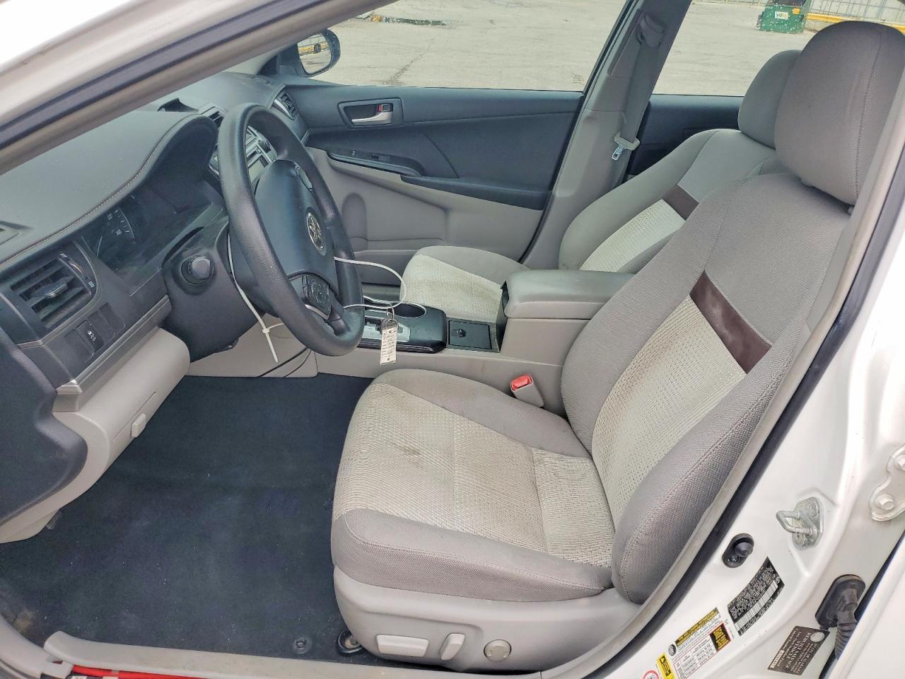 2012 Toyota Camry Le - Image 7