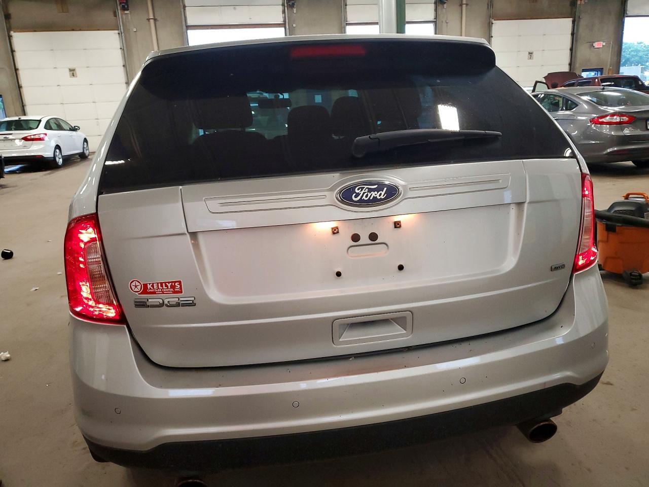 2013 Ford Edge Se - Image 6