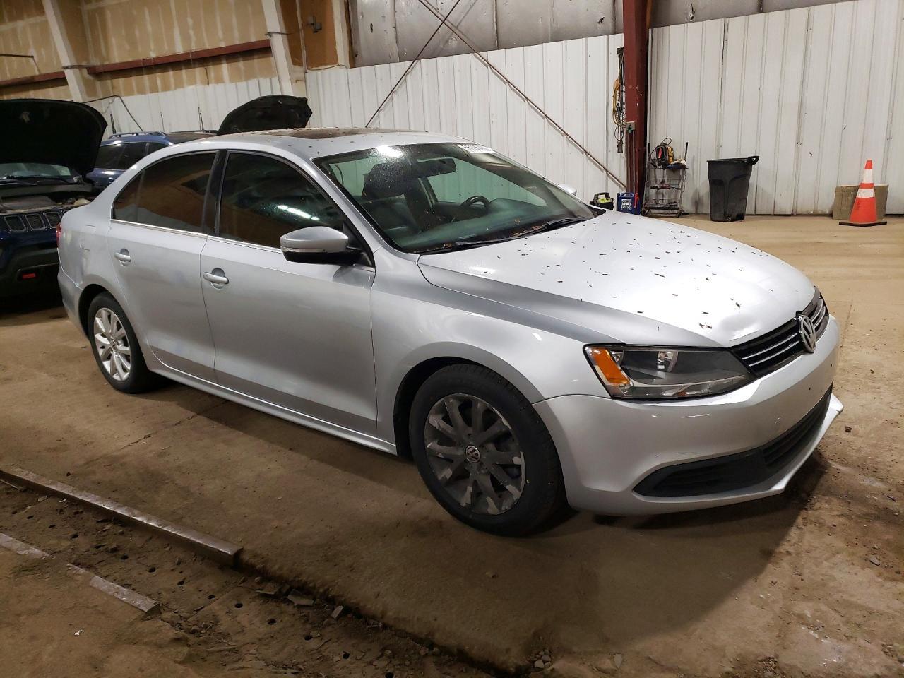 2014 Volkswagen Jetta Se - Фото 4