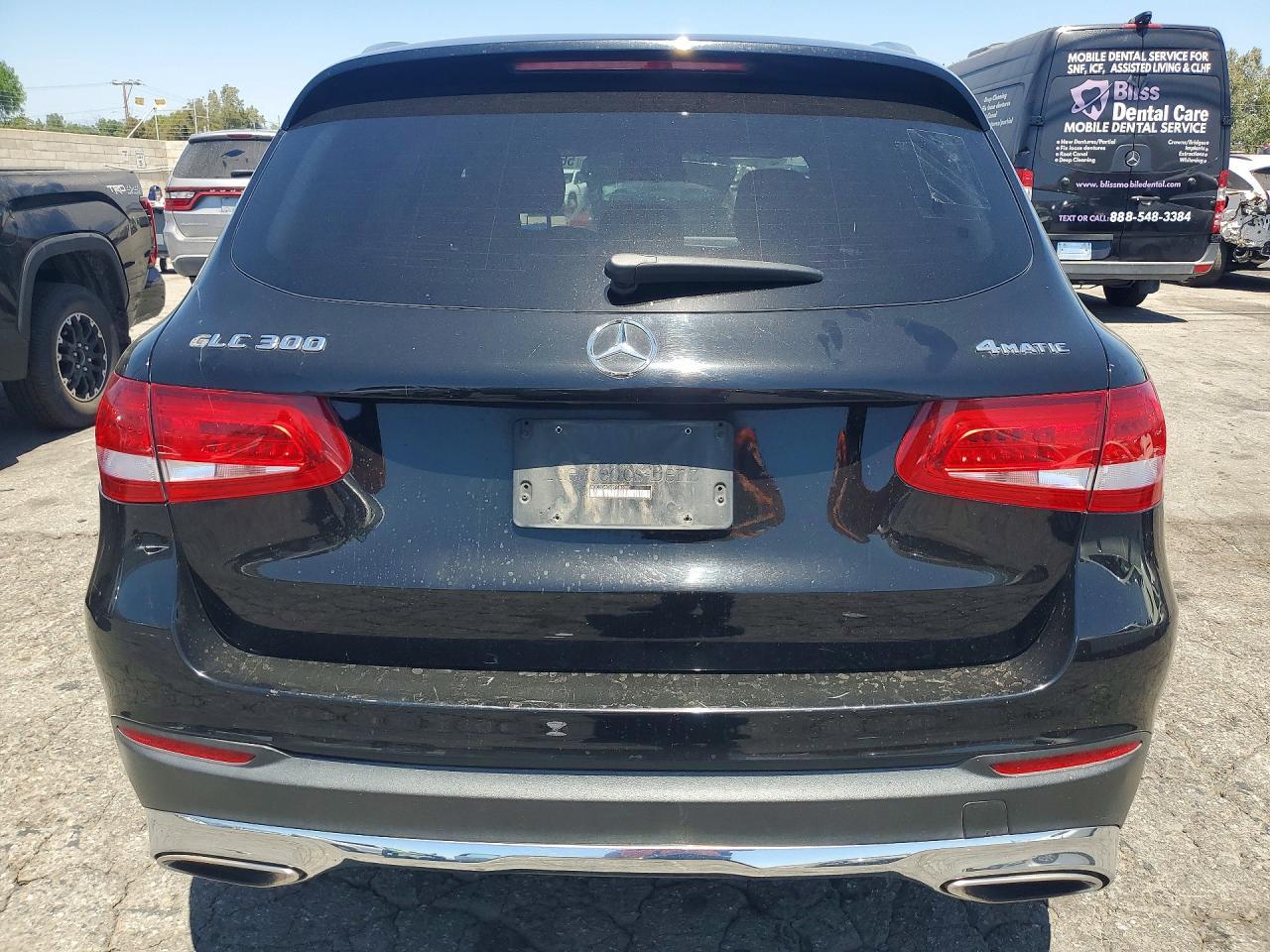 2019 Mercedes-Benz Glc 300 4Matic - Image 6