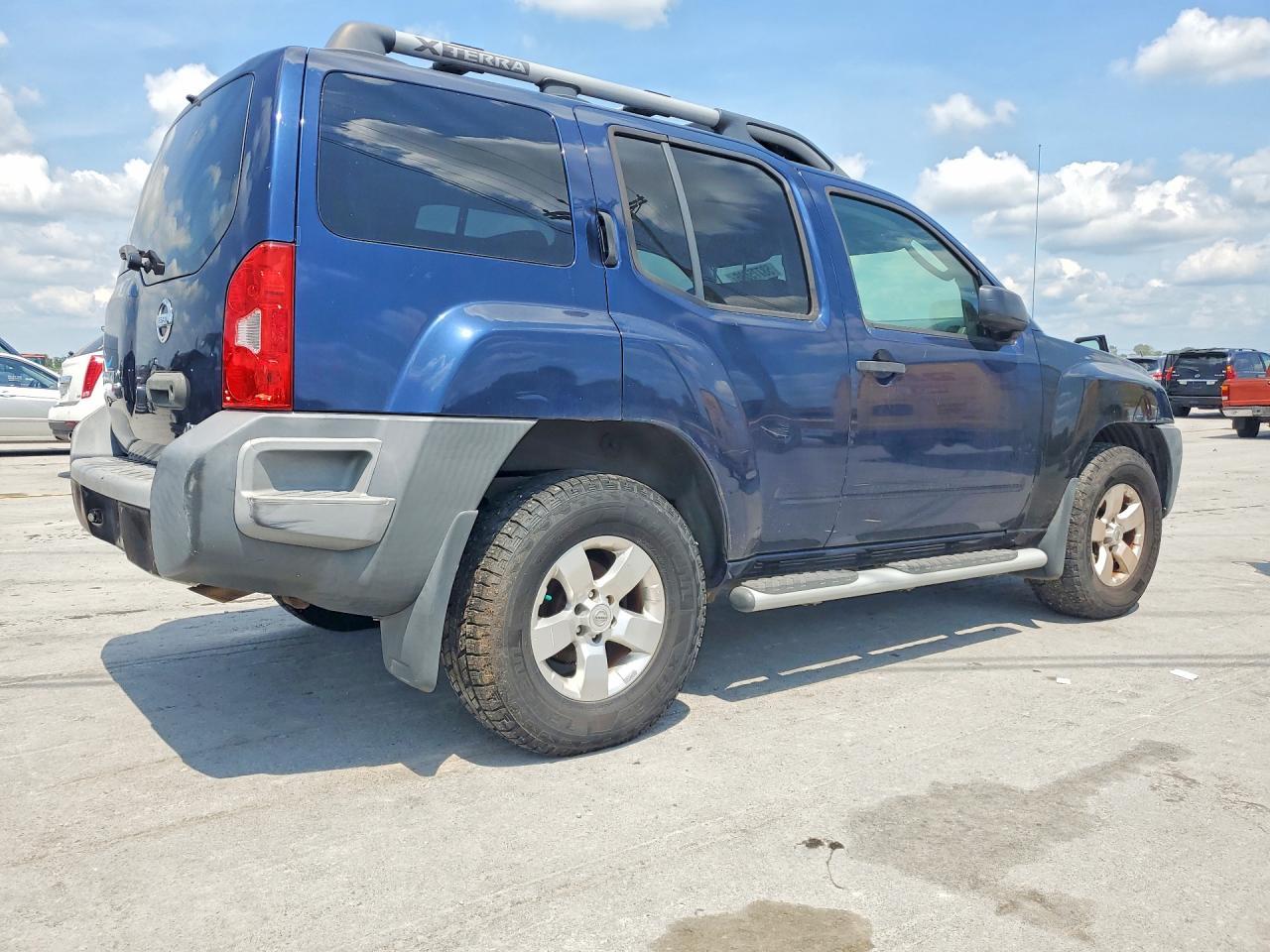 2009 Nissan Xterra X - Фото 3