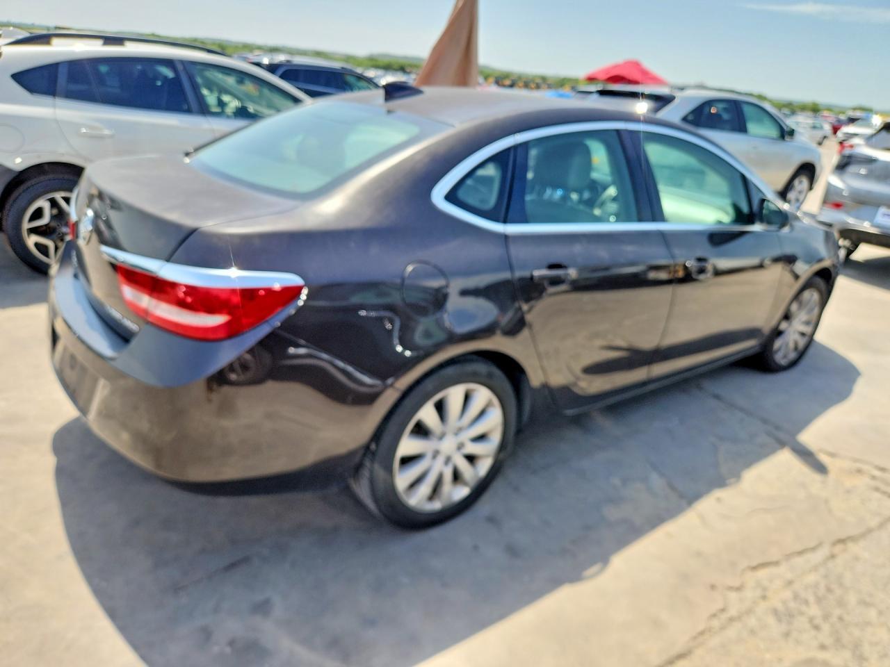 2016 Buick Verano - Фото 3