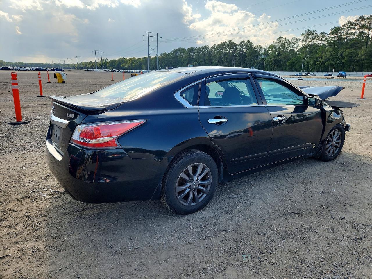 2015 Nissan Altima 2.5 S - Фото 5