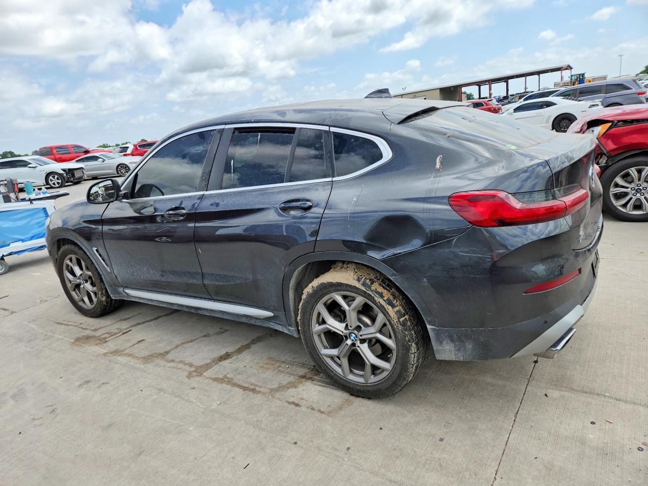 2024 BMW X4 xDrive30I - Image 2