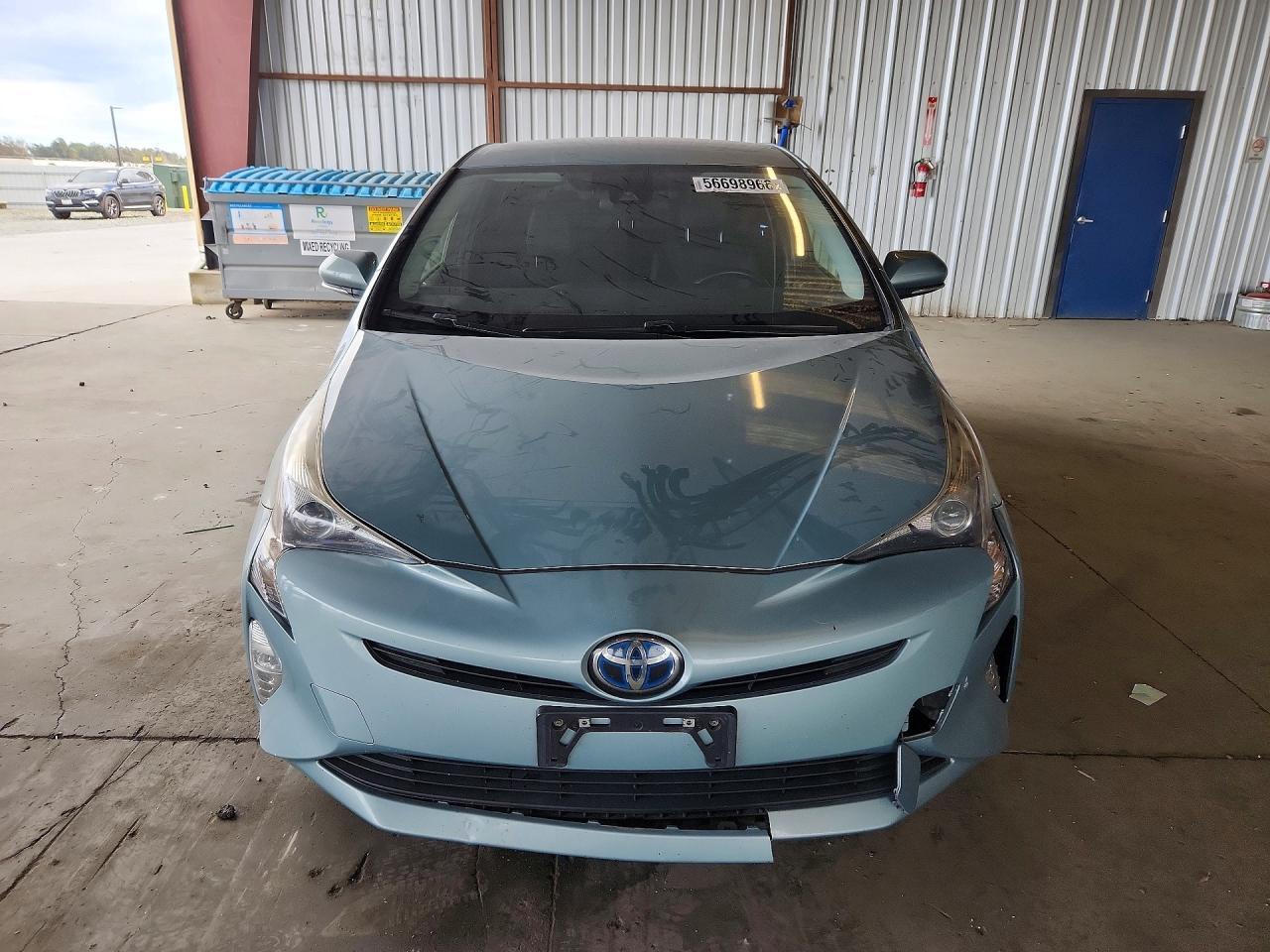 2016 Toyota Prius Three Touring - Фото 5