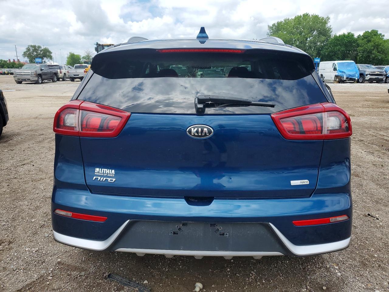 2017 Kia Niro Lx - Фото 6