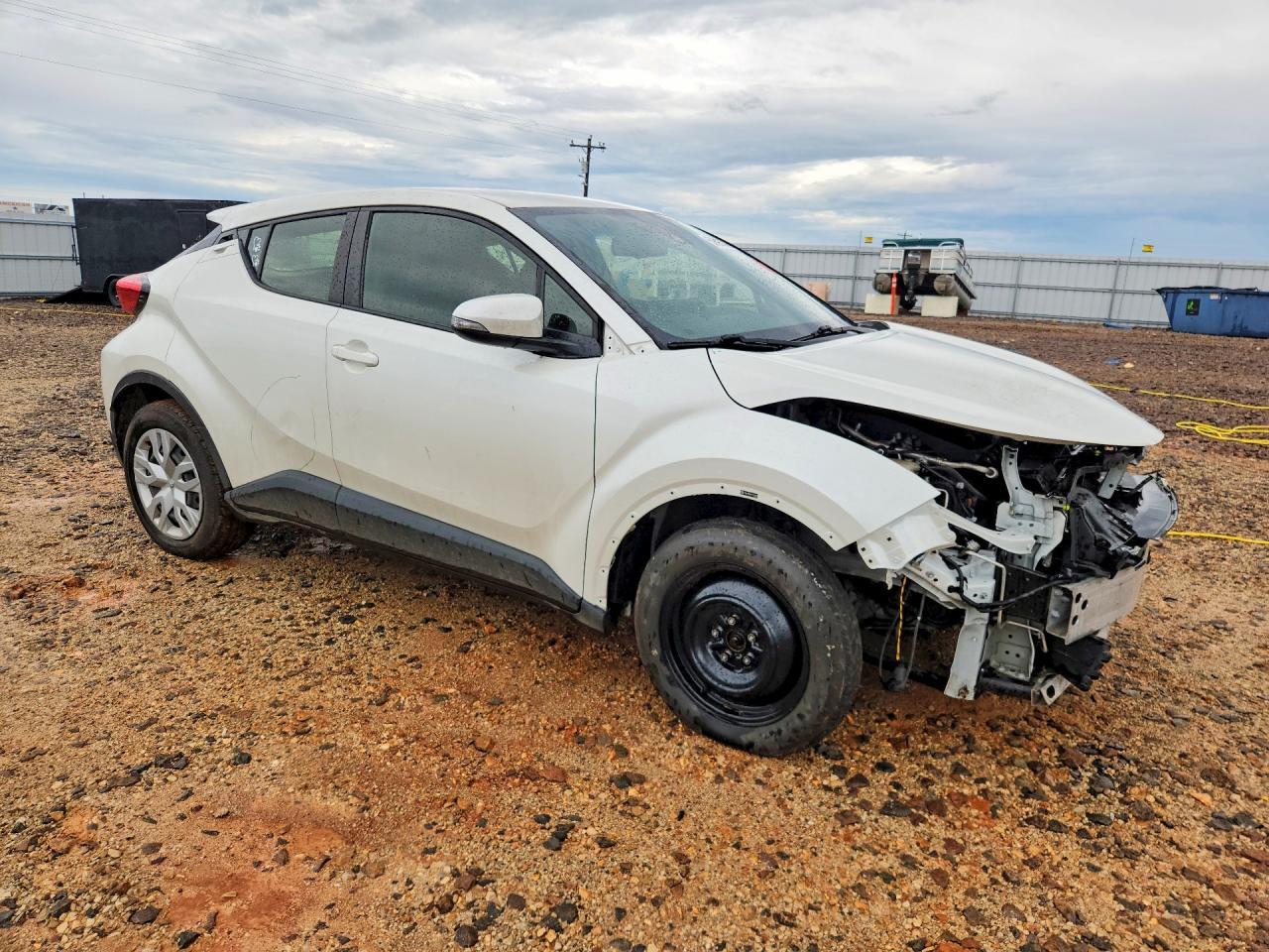 2019 Toyota C-Hr Le - Image 4