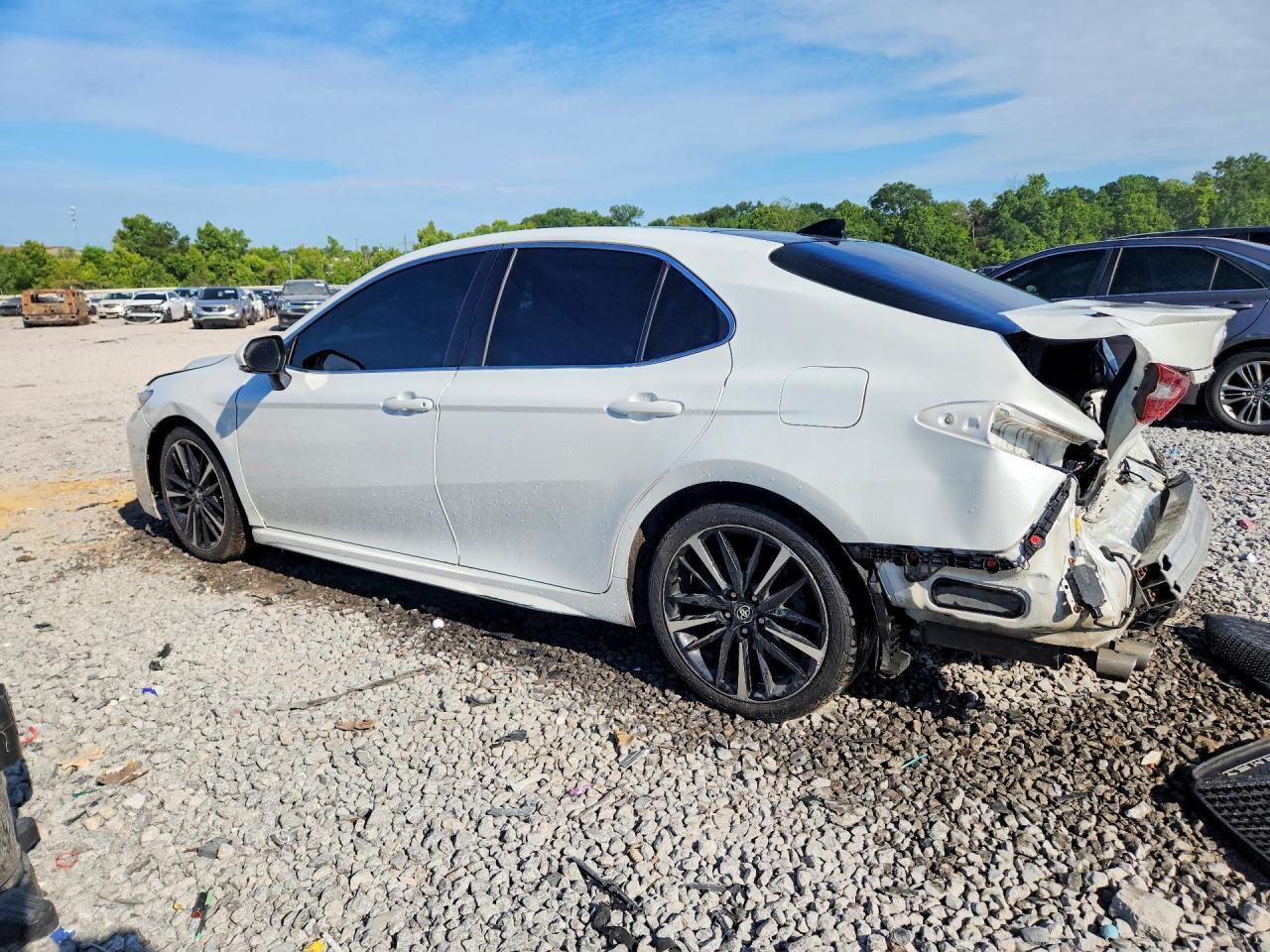 2018 Toyota Camry Xse V6 - Фото 2