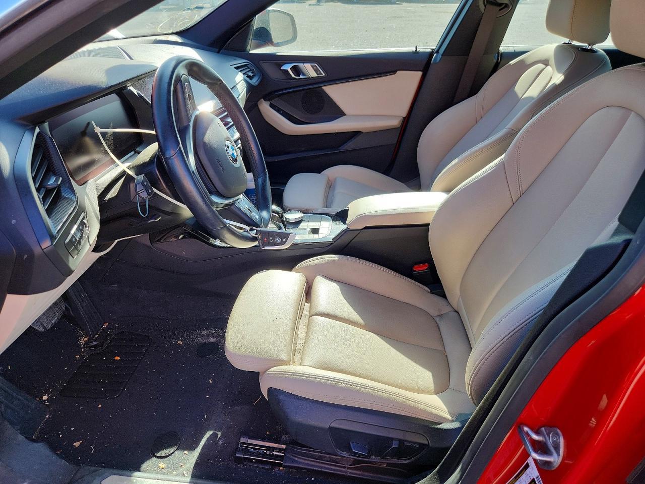 2022 BMW 228I - Фото 7
