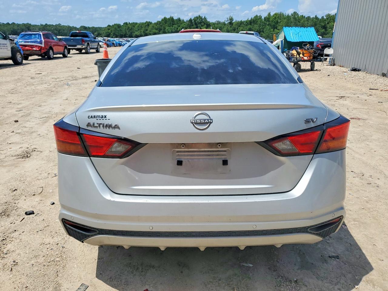 2023 Nissan Altima Sv - Image 6