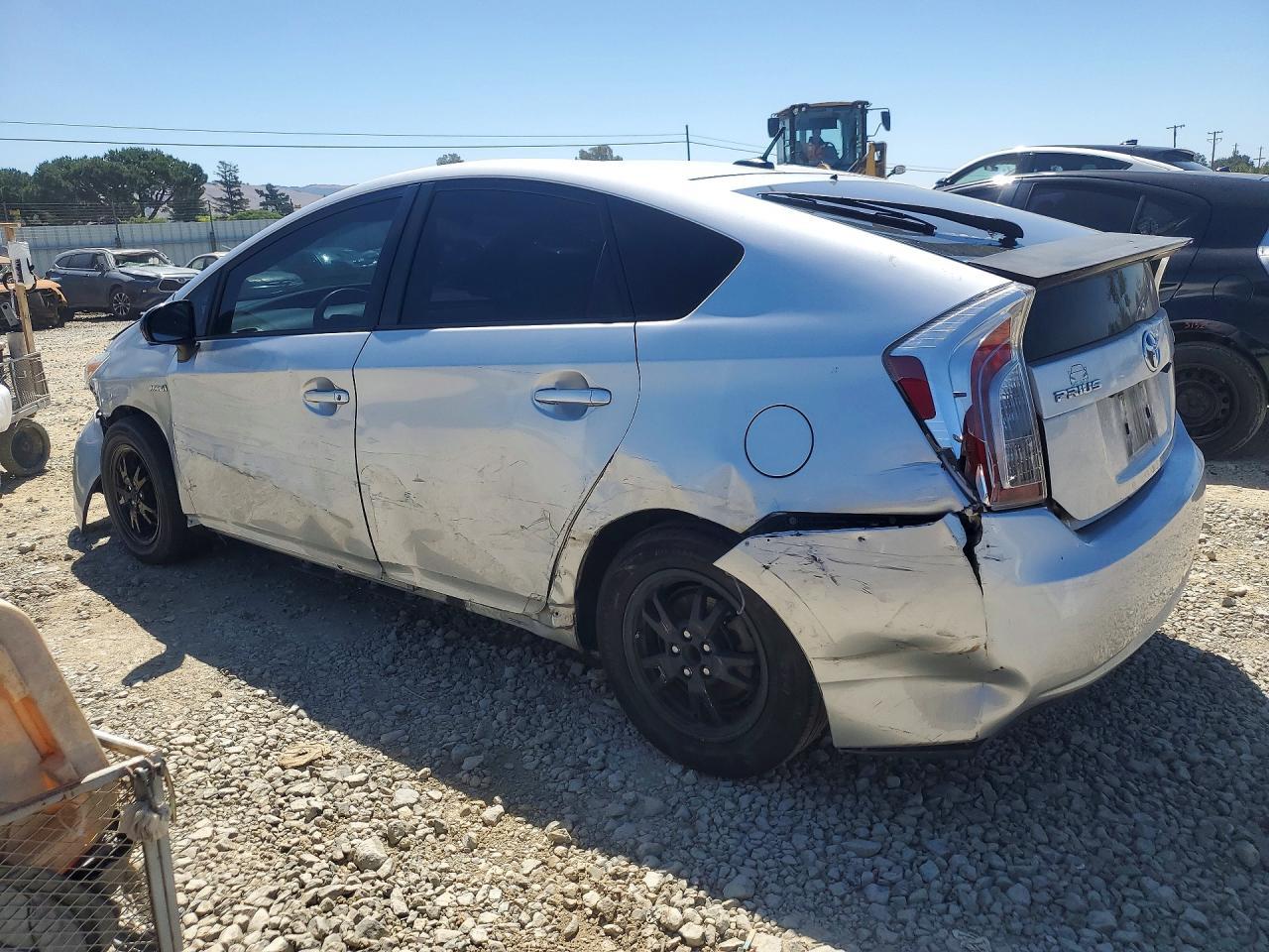 2012 Toyota Prius Three - Image 2
