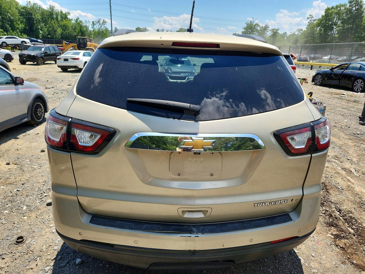 2015 Chevrolet Traverse Lt - Image 6
