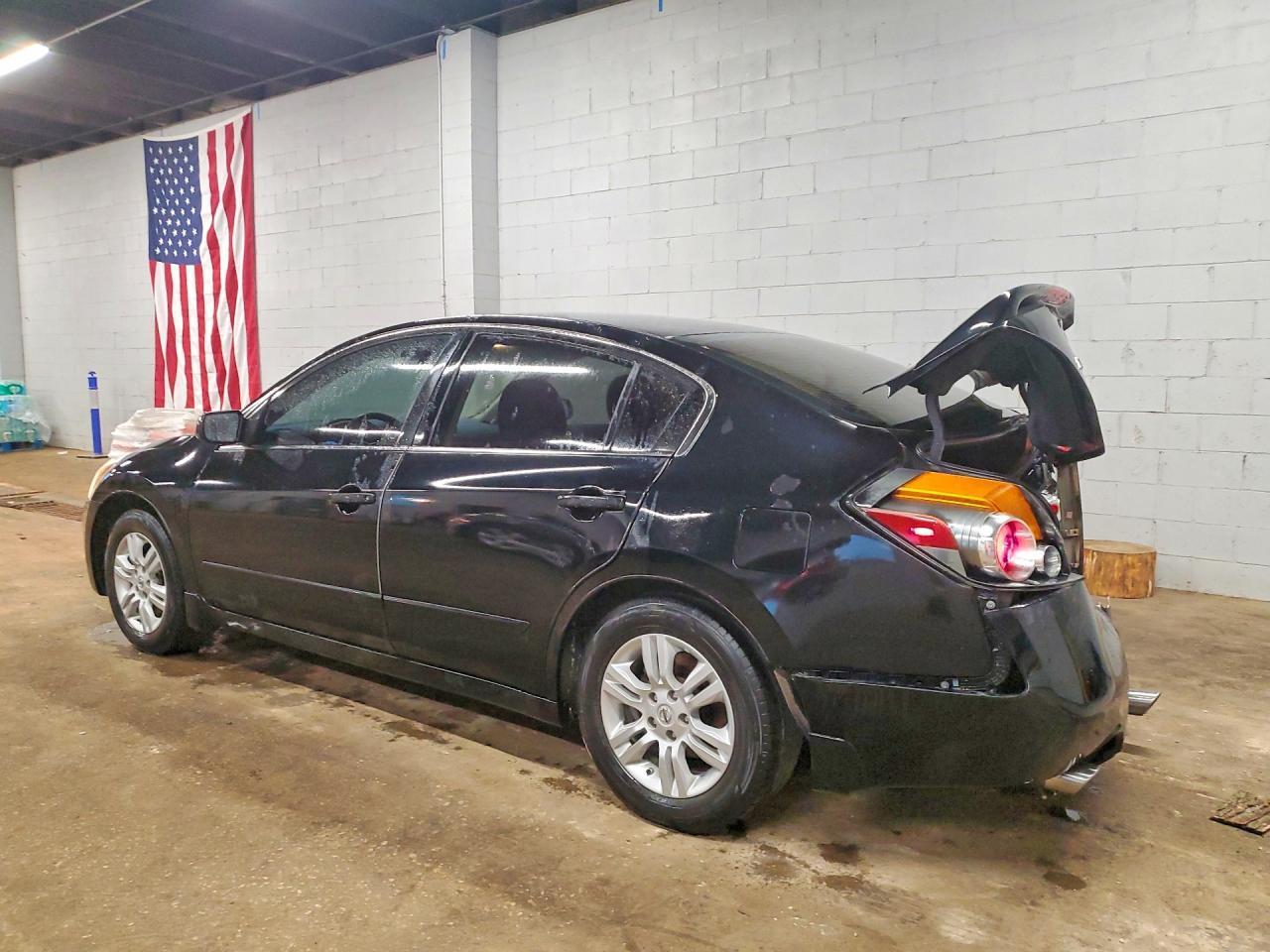 2012 Nissan Altima - Фото 2